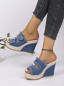 女式夏季新款时尚厚底流苏双排扣系带凉鞋