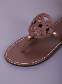 女士休闲平底凉鞋，露趾编织罗马夏季平底鞋，适合春夏季，适合连衣裙、沙滩装、休闲装，有白色、米色、黑色、橙色、黄色、紫色、灰色、金色、银色、蓝色、绿色、粉色、棕色、豹纹、正式和度假风格可供选择 - 咖啡棕 - 查看 9