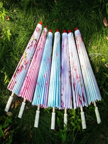 1 chiếc ô giấy dầu kiểu Trung Quốc cổ điển, ô hoa biểu diễn sân khấu, ô lụa chống mưa dùng làm đạo cụ múa, ô tre hoa anh đào, ô che nắng và mưa ngoài trời, trang trí tiệc cưới, trang trí trần nhà và vườn, thích hợp cho Ngày Valentine, Ngày của Cha, Lễ Tạ ơn, quà tặng cho nam giới, đạo cụ chụp ảnh Ngày thiếu nhi, làm mát mùa hè, bãi biển, du lịch, lựa chọn mùa xuân hè, quà tặng cho phù dâu, trang trí phòng ngủ, trang trí phòng ngủ, bãi biển, du lịch, dành cho nam, dành cho nữ, kỳ nghỉ, đồ dễ thương, quà tặng Ngày của Mẹ, trang trí phòng ngủ, vườn, trang trí nhà bếp, mùa hè, bãi biển, đồ dùng cần thiết khi đi du lịch, trang trí phòng, đồ chơi mềm, tốt nghiệp. - Nhiều màu - Xem 9