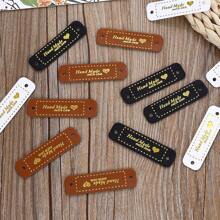 30 peças de etiquetas de Pu de crochê, para produtos artesanais, etiquetas artesanais em formato de coração, etiquetas de kit de crochê com costura de furo, acessórios de tricô faça você mesmo