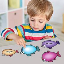 Lachilly Juego magnético de pesca con pizarra blanca borrable - Juego de aprendizaje de vocabulario DIY para homeschool | Juego de práctica de escritura reutilizable | Regalo interactivo de cumpleaños para niños y niñas - Multicolor - Ver 8