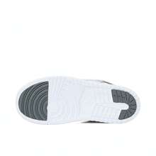 幼儿男童 Sky Jordan 1 (PS) 低帮篮球鞋，型号：BQ7197-011