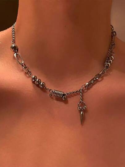 1pc Titanium Steel Non-Fading Rivet Patchwork Gothic Star Handcuffs Necklace For Men, Unique Hipster Collarbone Chain Sweater Necklace