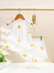 2pcs Baby Girls Set: Embroidered Floral Button Front Top And Floral Trim Shorts, Fashionable Casual Outfit - Yellow - View 2
