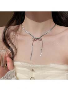 Andkiss 1pc Minimalist High-End Faux Pearl & Bowknot Design Necklace - Silver - View 5