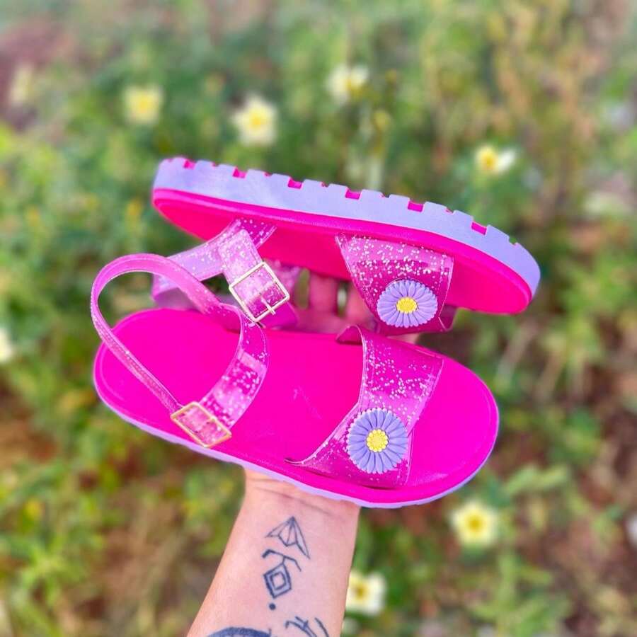 Sandália infantil girassol mini FLOR  menina lançamento momento,qualidade e conforto