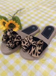 Women's Flat Soft Indoor Slippers, New Fashion Casual Beach Outdoor Wear Sandals, Non-Slip Low Heel Flat Shoes, Spring/Summer