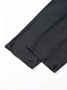 Lichtgewicht, ademende en elastische hardloopbroek voor heren met ritszakken en een tailleband met trekkoord. Zachte, vochtafvoerende ijszijde, modieuze effen sportbroek voor joggen, trainen, casual, vissen en dagelijks gebruik.