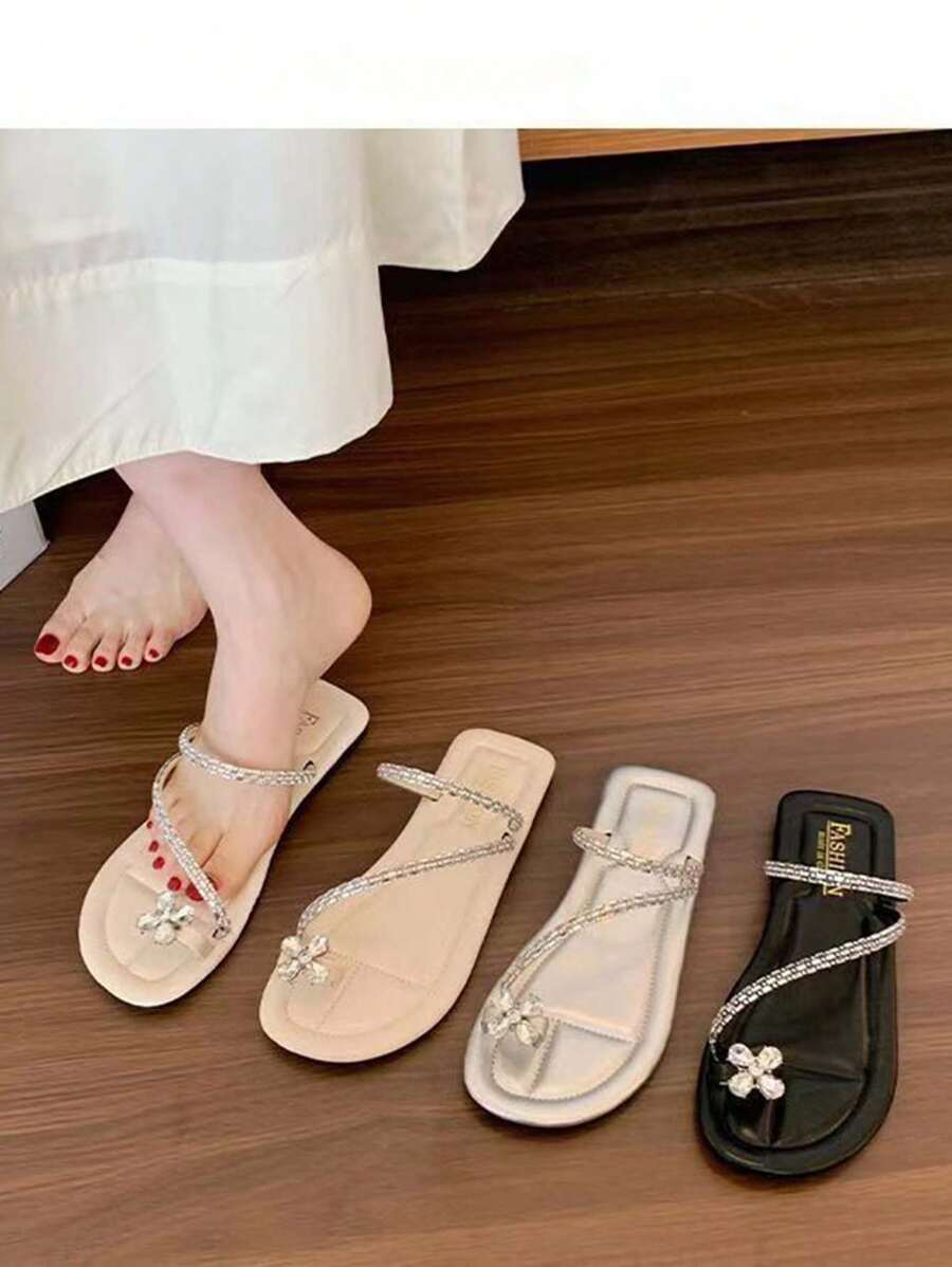 漂亮女士拖鞋夏季沙滩散步人字拖靠垫凉鞋一脚蹬室内户外