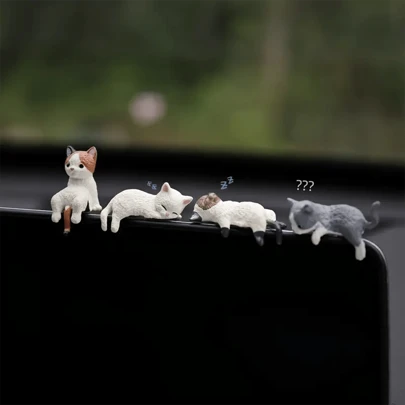 Decoración de gato de dibujos animados linda para el tablero del automóvil, hecha de material ABS, mini accesorios decorativos adecuados para vehículos y pantallas de visualización