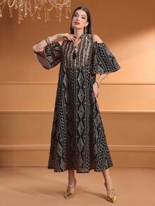 女士纯色贴花镂空优雅刺绣阿拉伯风格夏装（领口花卉带随机剪裁，可能不完美匹配） - 黑色 - 查看 5