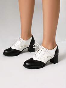 Chaussures à talons hauts Oxford colorées confortables faites à la main, chaussures à plateforme à lacets de style britannique à bout rond. Nouveauté printemps/automne pour femmes