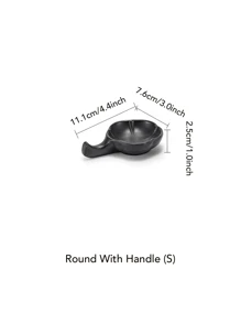 1 Pc Condiment Dish, Sturdy And Shatterproof, Suitable For Sauces And Condiments, Soy Sauce Vinegar Condiment Dish, Snack Dish, Sauce Tray, Snacks, Side Dishes, Cheese And Ketchup Condiment Dish, Kitchen Tableware, Dining Accessories, Suitable For Home Kitchen, Restaurant, Sushi Bar, Party, Hot Pot, Picnic, Camping, Barbecue, Ideal Match For Kitchen And Restaurant, Holiday Gift,School Supplies