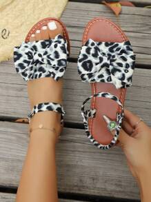 Black & White Leopard Print Women's Stylish Casual Beach Slippers, Fashion Flat Sandals With Bow Decor, Non-Slip & Comfortable
