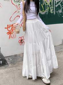 温柔甜美白色蛋糕裙，高腰修身简约A字裙，百褶下摆，女款，秋冬
