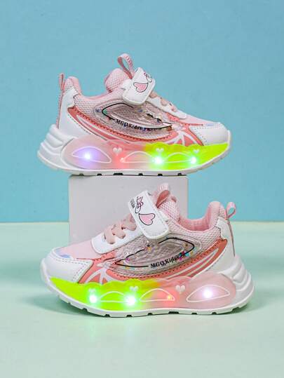 1 Pair Cute Girl Casual LED Light-Up Mesh Breathable Non-Slip Sport Sneakers, Suitable For All Seasons