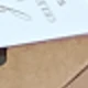 متعدد الألوان