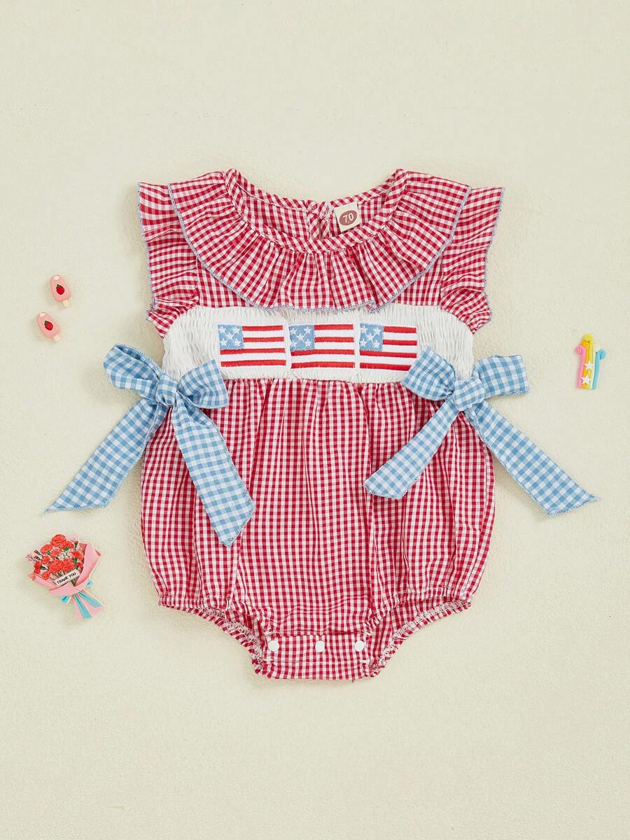 Mono para bebé niña pequeña, estilo vintage del 4 de julio, bonito mono con estampado a cuadros y bordado de bandera estadounidense, mangas con volantes y patriótico para recién nacida - Rojo - Ver 1