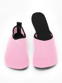 Unisex Water Shoes For Outdoor, Beach, Yoga, Swimming, Diving. Non-Slip, Thick-Soled, Protective Toe Design