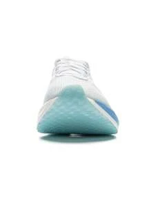 LI-NING FEIDIAN 5 CHALLENGER 女款跑步鞋专业运动 ARMV002 正品官方店 - 白/微風藍 - 查看 5