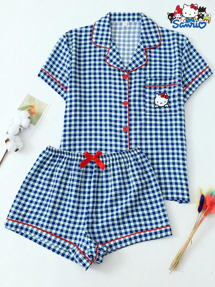 2 件 Sanrio Hello Kitty 口袋刺绣格子印花翻领短袖纽扣衬衫和蝴蝶结短裤睡衣套装，适合居家、春夏季