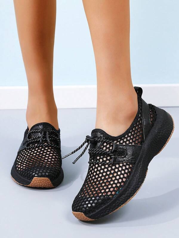 أحذية ركض صيفية كاجوال للنساء ، حذاء مشبك من الشبكة المهواة فائق الخفة والارتداد العالي بنعل صدفي