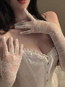 1pair Ladies' Sexy Lace Gloves, Vintage Mesh, Floral Wedding, Half Finger Black And White Lace Gloves, Valentine's Day, Music Festival, Party, Halloween - Multicolor - View 6