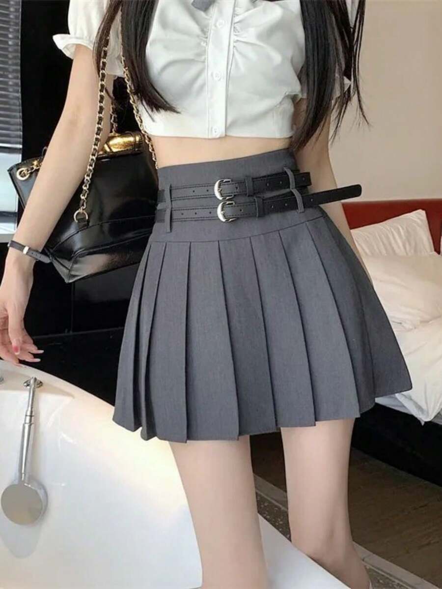 "Pleated Skirt. Classic And Super Versatile. Has Lining At The Bottom." - Gris Oscuro - Ver 1