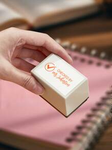 Ștampilă personalizată cu autocerneală și nume - Ștampilă personalizată de birou/afaceri pentru documente, corespondență, apreciere profesori, utilizare HR, cadou unic pentru șef, colegi, profesori, antreprenori, Ziua Îndrăgostiților, Ziua Mamei, Ziua Tatălui, zile de naștere, aniversări, absolvire, cadou pentru ea/el, articole esențiale pentru întreprinderi mici, cadou pentru Săptămâna aprecierii profesorilor, cadouri pentru evenimente corporate