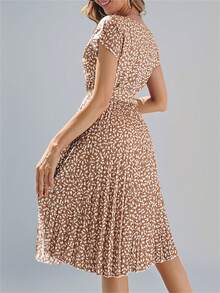 Summer Crew Neck Batwing Short Sleeve Ditsy Floral Bohemian Ruffled Tiered Vacation Dress - Khaki - View 2