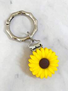 1pc PU Leather Hat Clip For Travel Solid Color Hat Clips For Luggage, Multifunctional Baseball Cap Clip, Hat Companion Outdoor,Mini Travel PU Leather Hat Clip, Outdoor Backpack Luggage Organizer Clip, Multifunctional Straw Hat Clip, Hat Accessories, Securely Attach Your Cap To Bag Or Luggage - Multicolor - View 9