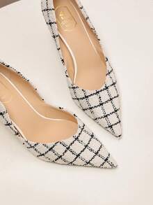 Salto alto stiletto elegante de bico para mulheres, saltos altos na cor amendoada, bombas minimalistas slip-on versáteis adequadas para festas, casamentos e trabalho diário - elegantes, de baixo corte, fáceis de usar sapatos tipo Mary Jane