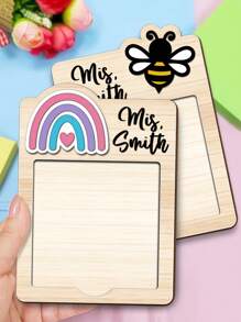 Support de notes personnalisé en bois pour enseignants, support de notes personnalisé pour infirmières, tableau personnalisé de support de notes adhésives pour étudiants, décoration de bureau personnalisée, nom et motif personnalisables, cadeau pour étudiants, enseignants, infirmières, multifonctionnel, ornemental, réutilisable, raffiné, élégant, de haute qualité, coloré, moderne, personnalisé, unique, cadeaux idéaux pour lui, cadeaux idéaux pour elle, petit ami, papa, petite amie, maman, famille, amis