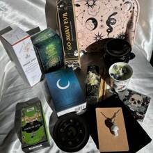 HUIQIN Celestial Witchy Spell Candle, Journal, Accessories, Tarot/Ritual/Spell Cards Or Books, Bundle Gift Set 25915