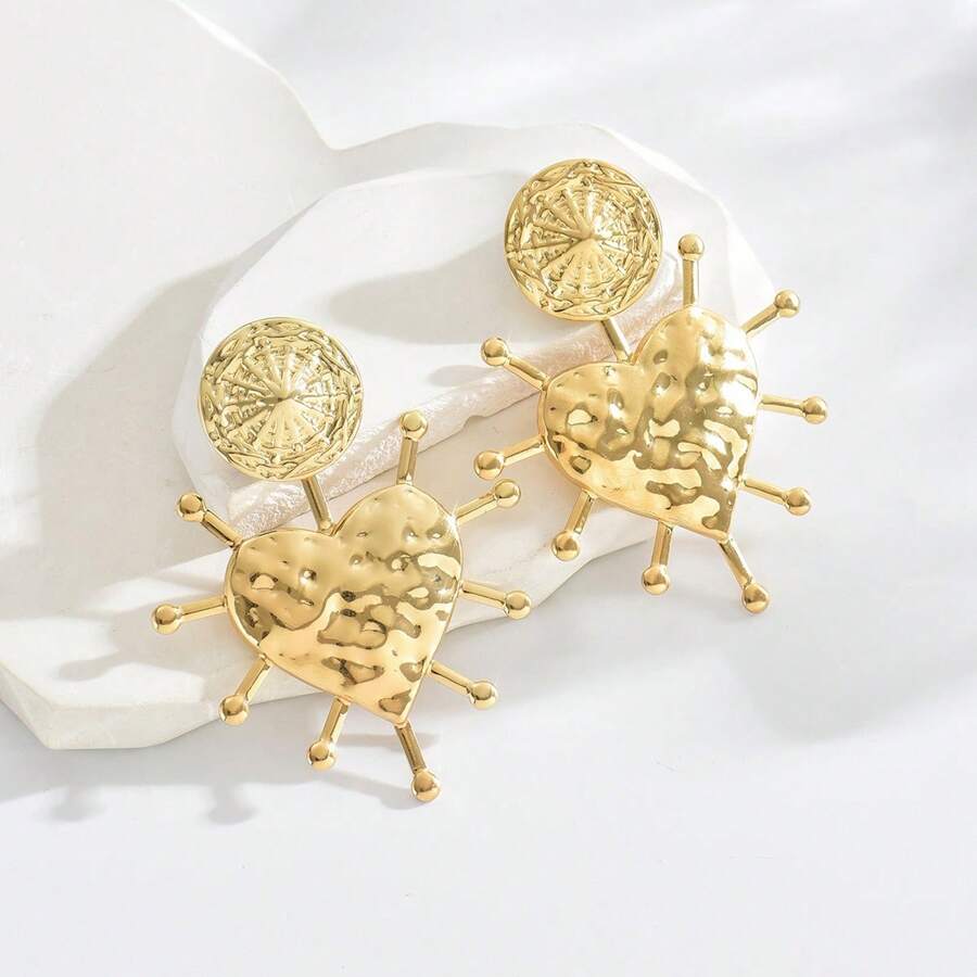 2pcs Vintage Exaggerated Golden Heart Drop Earrings