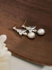 Pearl Earrings For Women Delicate Women's Gold Earrings 14K Gold/Silver Plated Cubic Zirconia Dangle Earrings Clip Pendant Pearls Simple Everyday Jewelry Gifts