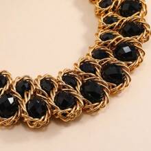 1pc Electroplated KC Gold Aluminum Chain With Classic Black Crystal Elegant Bib Necklace For Women, Suitable For Party, Holiday, Outfitting, Versatile Gift