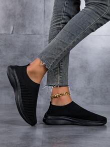 女士黑色透气针织休闲平底一脚蹬鞋，轻便舒适，适合休闲、运动和日常穿着。 - 黑色 - 查看 5