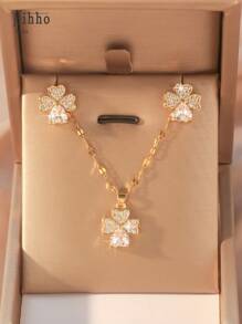 Hihho 3pcs/Set Stainless Steel Chain Necklace With Four-Leaf Clover Flower, Heart-Shaped Crystal Embellished Flower Earrings And Pendant Necklace, Elegant Minimalist Jewelry Set (No Gift Box)