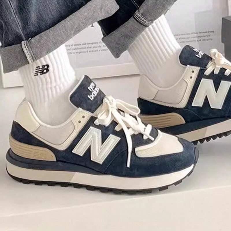 New Balance NB 574LG 系列复古跑鞋,休闲运动鞋,男女通用 - 藏蓝色 - 查看 1