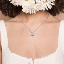 Blue Soap Rose Exquisite Gift Box, Paired With A Heart-Shaped Four Butterfly Pendant Necklace, Suitable As A Love Gift For Mothers, Lovers, Girlfriends, Suitable For Valentine's Day, Christmas, Mother's Day Gifts, Give Her A Surprise