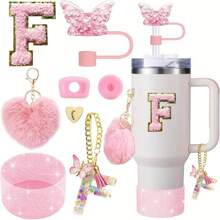 8 piezas de accesorios para taza de 40 oz y 30 oz, incluyendo tapa con pajita, tapa de silicona a prueba de derrames, funda de silicona, cadena con dije de letra, pegatina, gancho en forma de corazón, pompones con forma de corazón y bola de pelo, ideal para camping, regalo del Día de San Valentín, Día de la Madre, útiles escolares