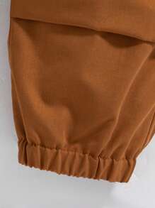 幼儿男童卡通熊印花短袖上衣 + 假口袋休闲工装裤套装 - 棕色 - 查看 3