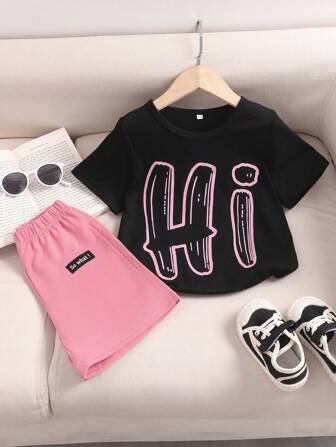 年轻女孩春夏短袖短裤休闲运动装