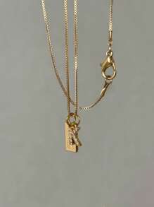 1pc Minimalist Box Chain Charm Necklace, Sparkling Cubic Zirconia Custom Simple Initial Letter "MAMA" Stainless Steel Pendant Necklace, Fashionable, Autumn Season, Minimalist, Simple, Casual, Custom Vintage Coin, Personalized, Unique Gift For Girlfriend, Mom, Family, Friend, Daughter, Anniversary, Valentine's Day, Mother's Day, Birthday, Graduation, Daily Wear, Wedding, Prom