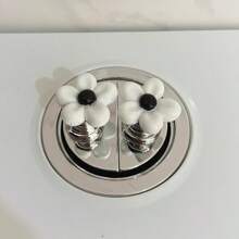 1 pièce bouton de chasse d'eau de toilette avec un design de fleur, convient pour la manucure dans la salle de bain, ouvre-couvercle de toilette universel