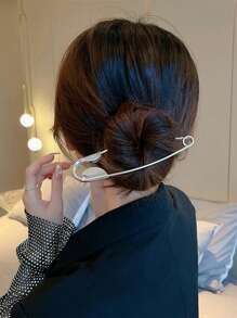 1pc Minimalist Metal Hair Clip, Women's Fashion Occipital Hair Clip, Large Party Carnival Hair Claw Hair Accessory, Hair Clip, Hair Pin, Hair Barrette, Suitable For Autumn/Winter, Holiday Costume Women Bandanas Winter Hair Accessories Elegant Claw Clip - Silver - View 4