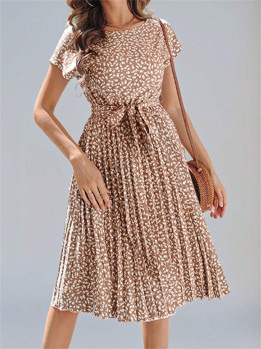 Summer Crew Neck Batwing Short Sleeve Ditsy Floral Bohemian Ruffled Tiered Vacation Dress - Khaki - View 1