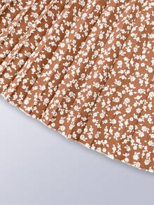 Summer Crew Neck Batwing Short Sleeve Ditsy Floral Bohemian Ruffled Tiered Vacation Dress - Khaki - View 7