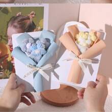 创意3D贺卡、迷你手工花束贺卡、可折叠卡片包，适合任何场合：母亲节、教师节、感恩节、情人节、手工礼品、生日、周年纪念、友谊、祝贺、朋友、节日以及一年中的任何时候。这是送给爱人的完美礼物，一定会给收礼人带来无限欢乐。返校季，学校用品